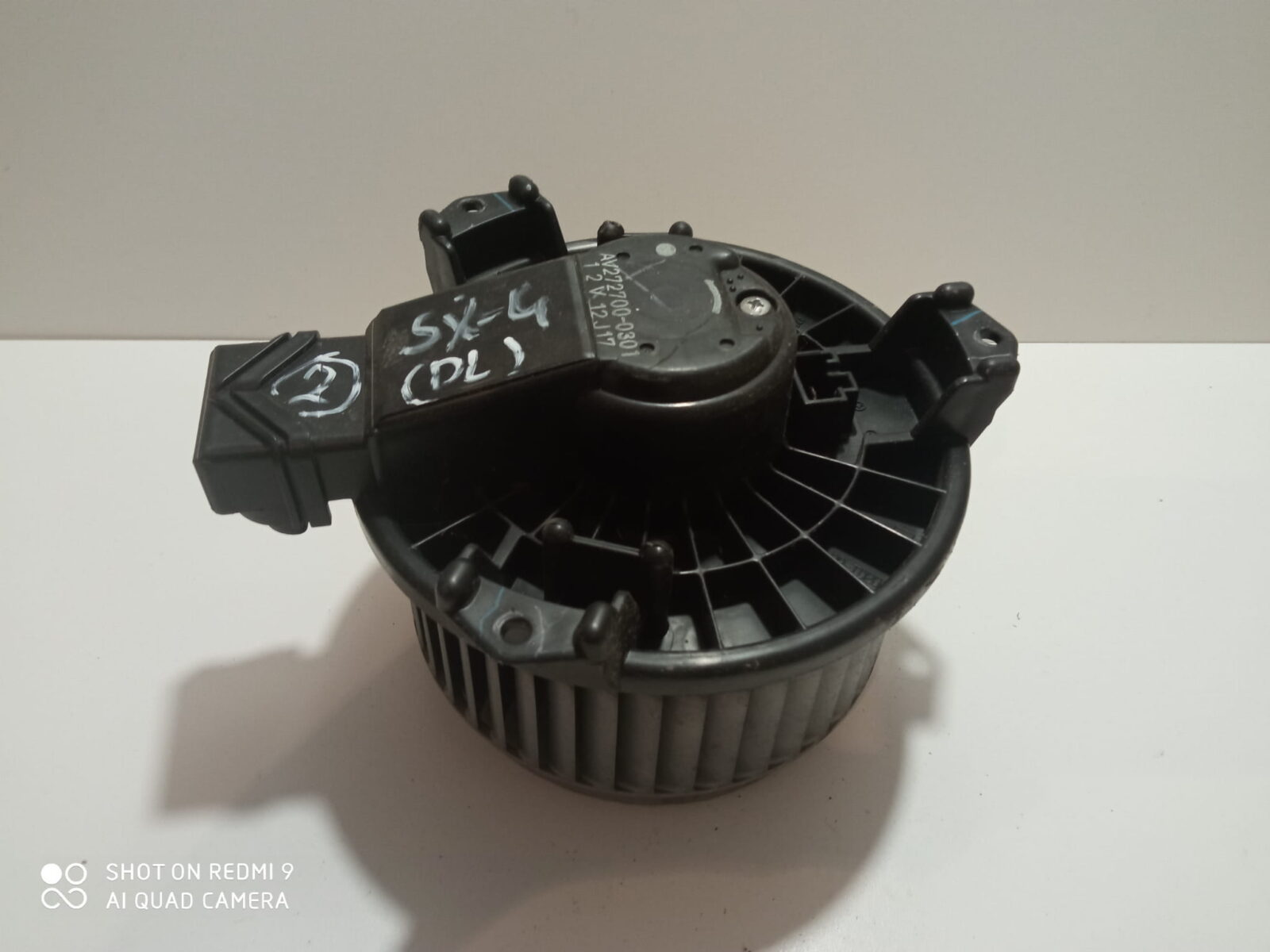 Suzuki Sx-4 Fiat Sedici Dmuchawa Nawiewu Nagrzewnicy Av272700-0301