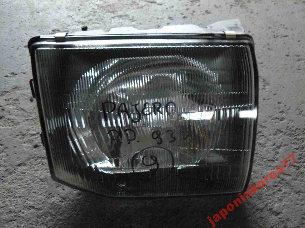 Mitsubishi Pajero 1993r 3.0b Lampa Przednia Prawa