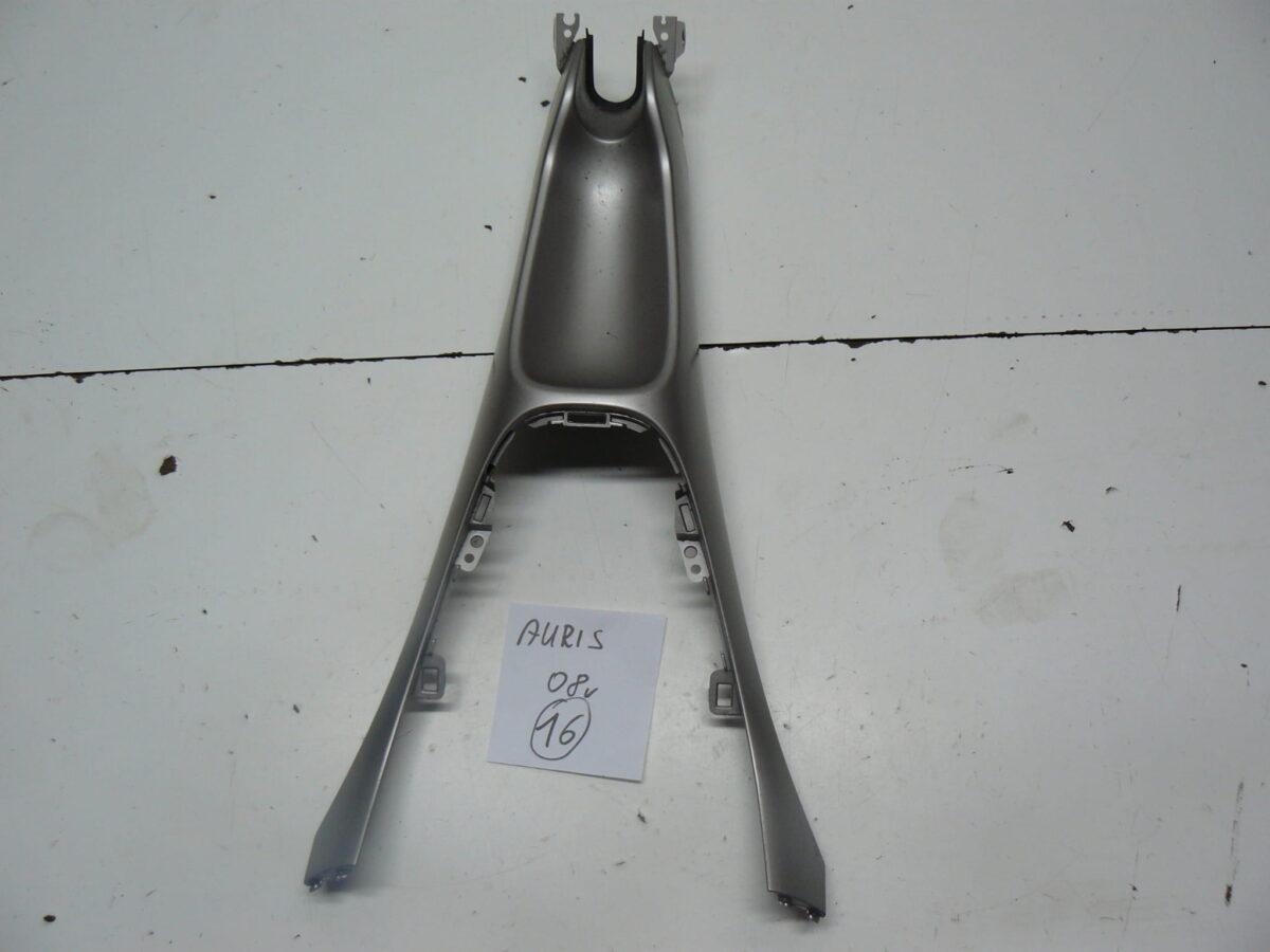 Toyota Auris 2007 2008r Tunel Środkowy