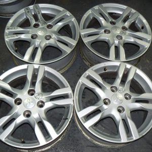 Mitsubishi Colt 2011r Felgi 16x6.5jj Et46 4x114.3