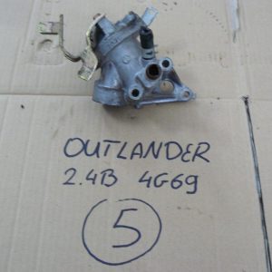 Mitsubishi Outlander 2004r 2.4b Króciec Wody Chłodzenie 4g69