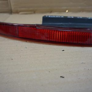SUBARU TRIBECA B9 3.0B H6 2006R TYLNA LEWA LAMPA OBRYSOWKA ODBLASK ZDERZAKA 84281XA11A