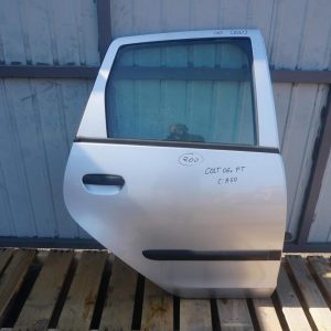 MITSUBISHI COLT VI Z30 2004-2008rok DRZWI PRAWE TYLNA KOLOR SREBNY A50