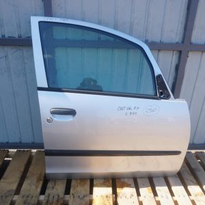 MITSUBISHI COLT VI Z30 2004-2008rok DRZWI PRAWE PRZEDNIE KOLOR SREBRNY A50