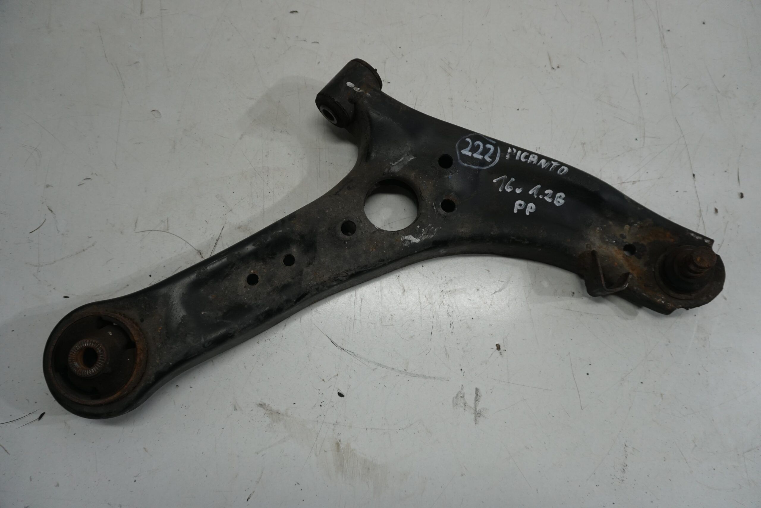 KIA PICANTO II WAHACZ PRZEDNI LEWY PRAWY 54501-1Y210 54500-1Y210
