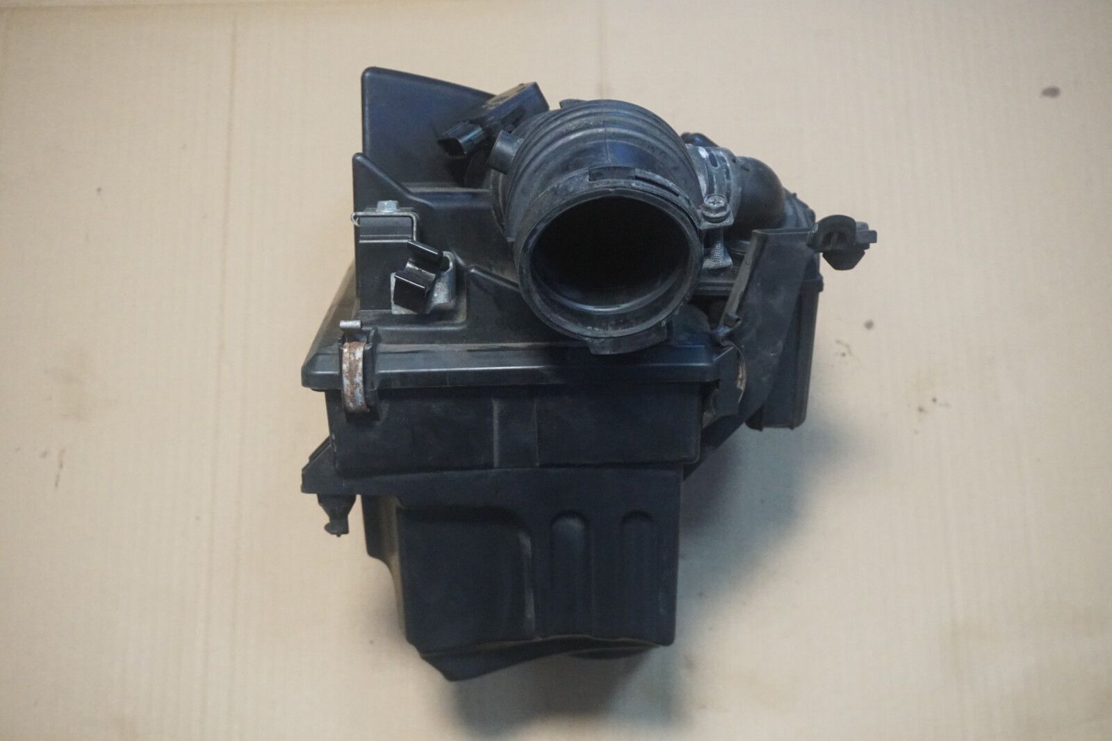 MAZDA 3 I BK OBUDOWA FILTRA POWIETRZA LF50 2.0B - obrazek 4