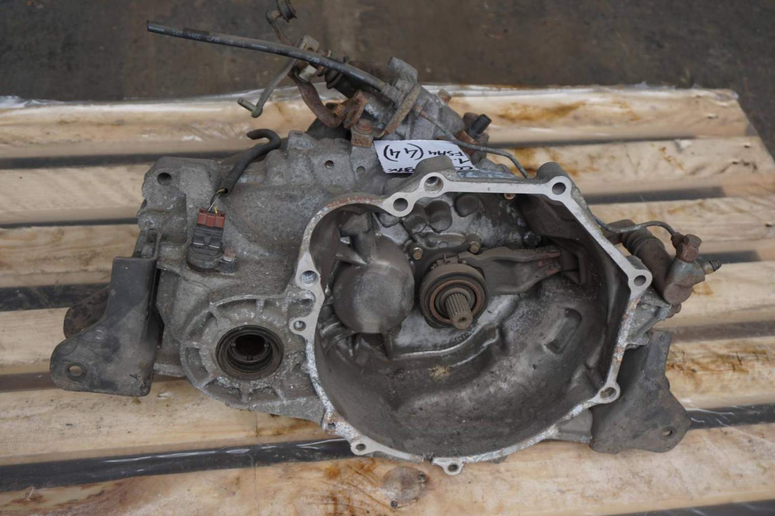 MITSUBISHI COLT 1997R 1.6B SKRZYNIA BIEGOW F5M411F8A1 nr.44