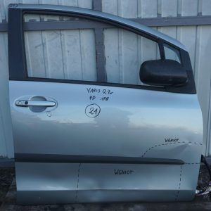TOYOTA YARIS II DRZWI PRAWE PRZEDNIE 1F8 670010D170 nr.21