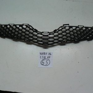 Toyota Yaris II 2009r Grill Atrapa Przód