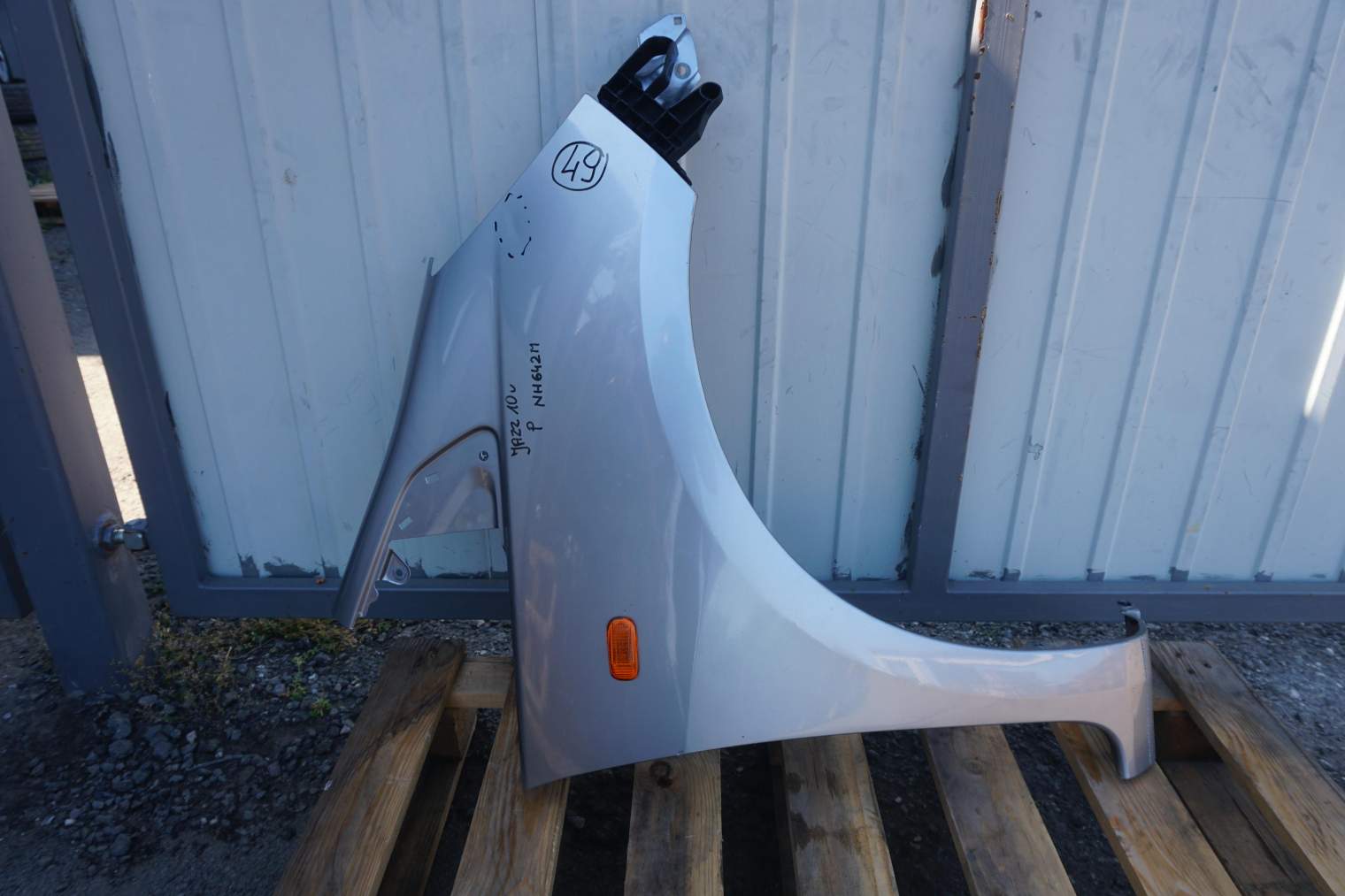 HONDA JAZZ III 2009-2015R PRAWY BŁOTNIK PRZOD NH642M 60211TF0G50ZZ ŚLIZG ZDERZAKA