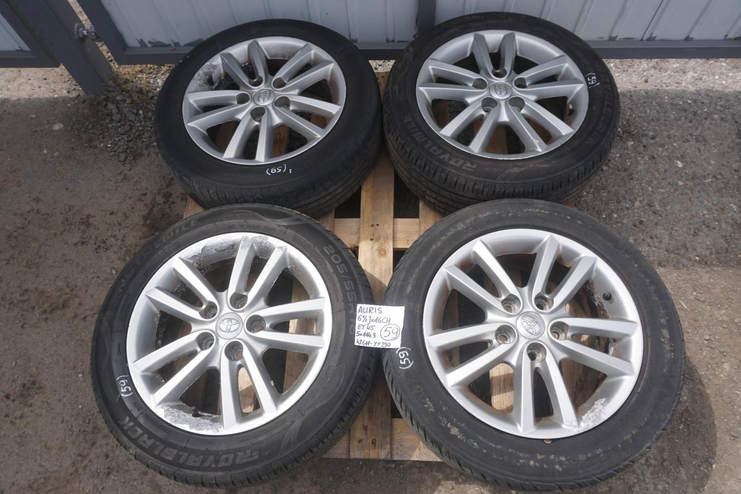 TOYOTA AURIS I 2008-2012R FELGI ALUMINIOWE 5x114,3 et45 16x6,5j 42611-YY250
