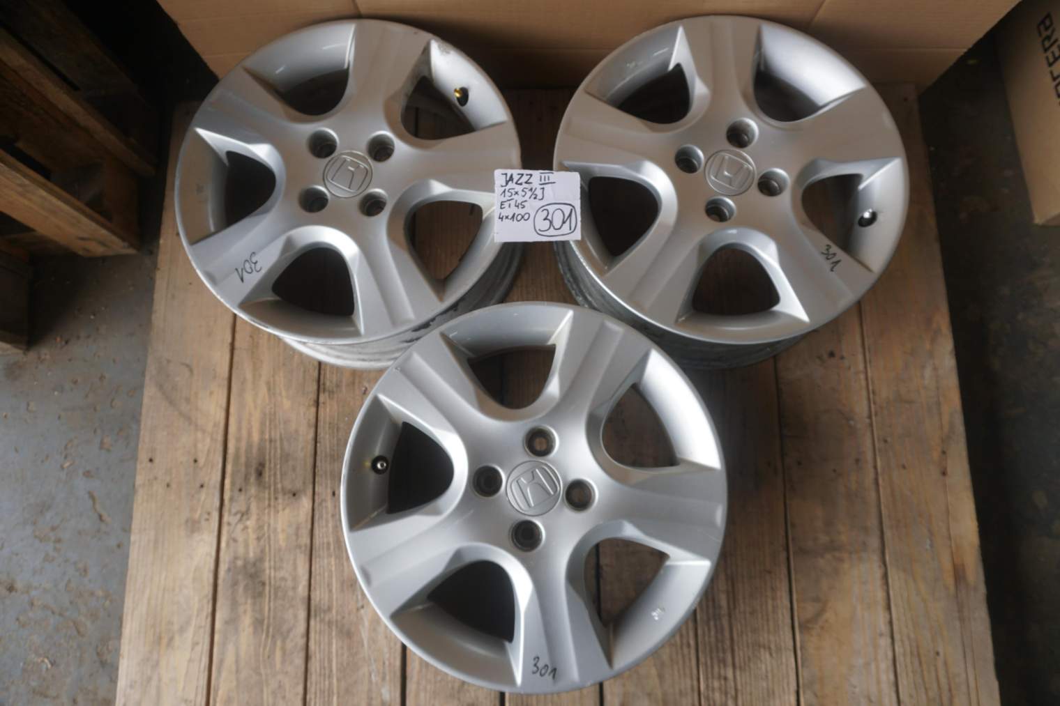 HONDA JAZZ III 2009-2014R FELGA ALUMNIOWA 15x5,5j et45 4x100 42700TF3G82