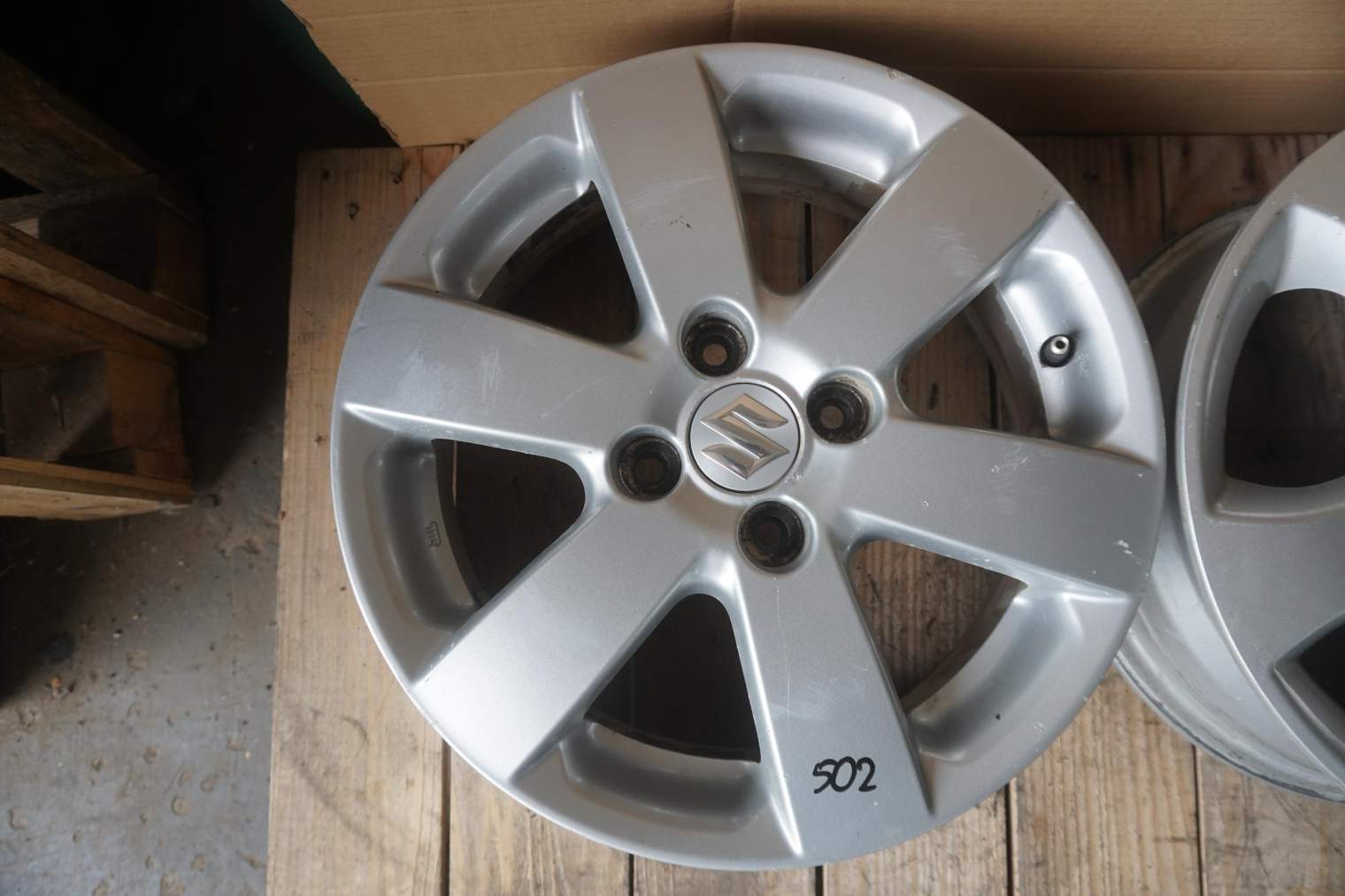 SUZUKI SWIFT MK6 2005-2012R FELGA ALUMNIOWA 15x5,5J ET45 4x100 4321072K1027N