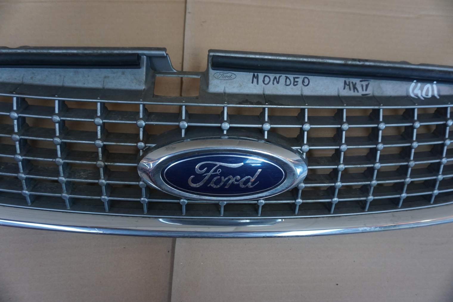 FORD MODNEO IV ATRAPA 7S71-8200-D - obrazek 3