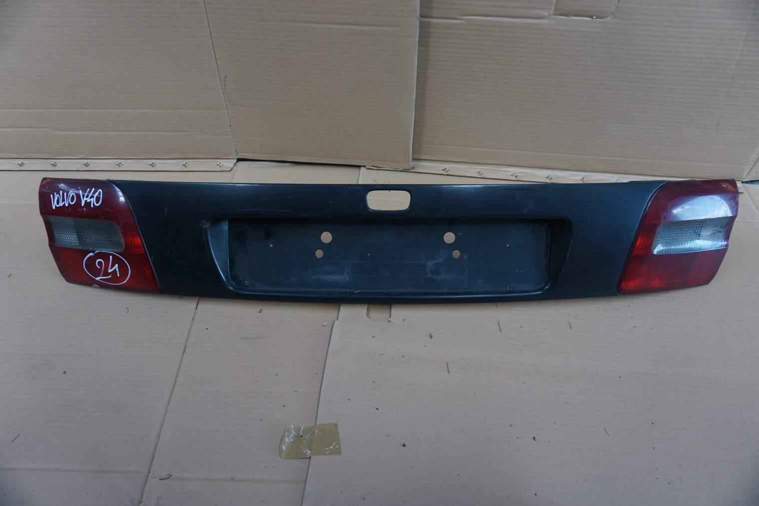 VOLVO V40 BLENDA KLAPY BAGAŻNIKA 30862381