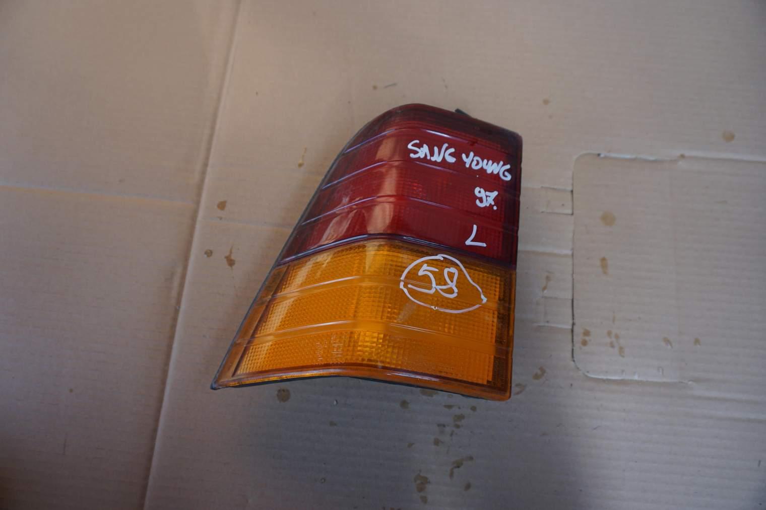 Ssangyong LAMPA TYLNA LEWA