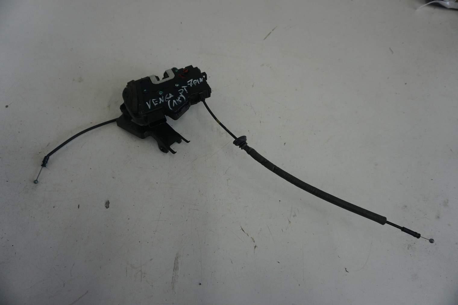 KIA VENGA ZAMEK PRAWY TYLNY 09-14R 81420-1P020 7PIN