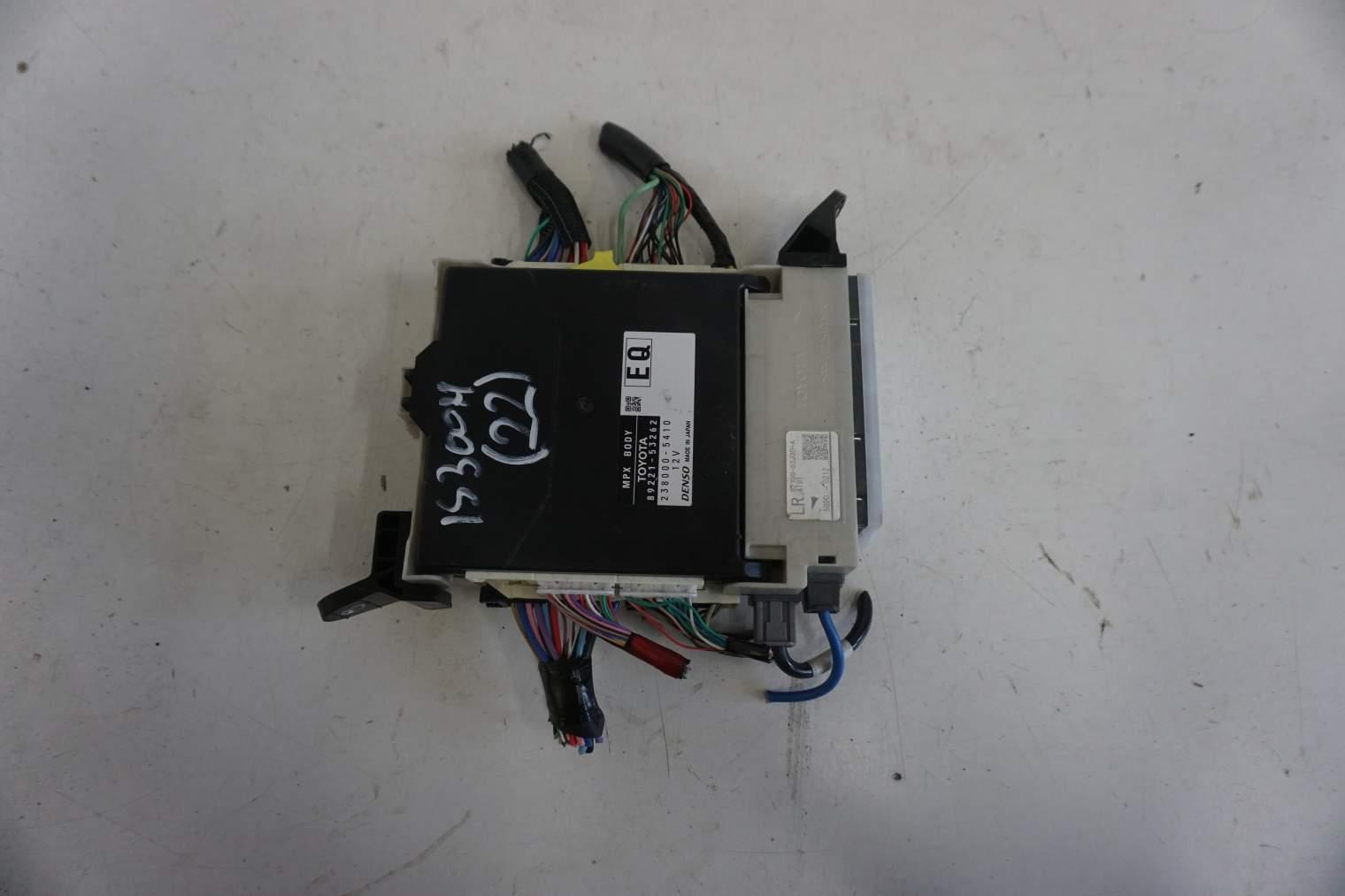 LEXUS IS300H III MODUŁ 89221-53262 82730-53J30