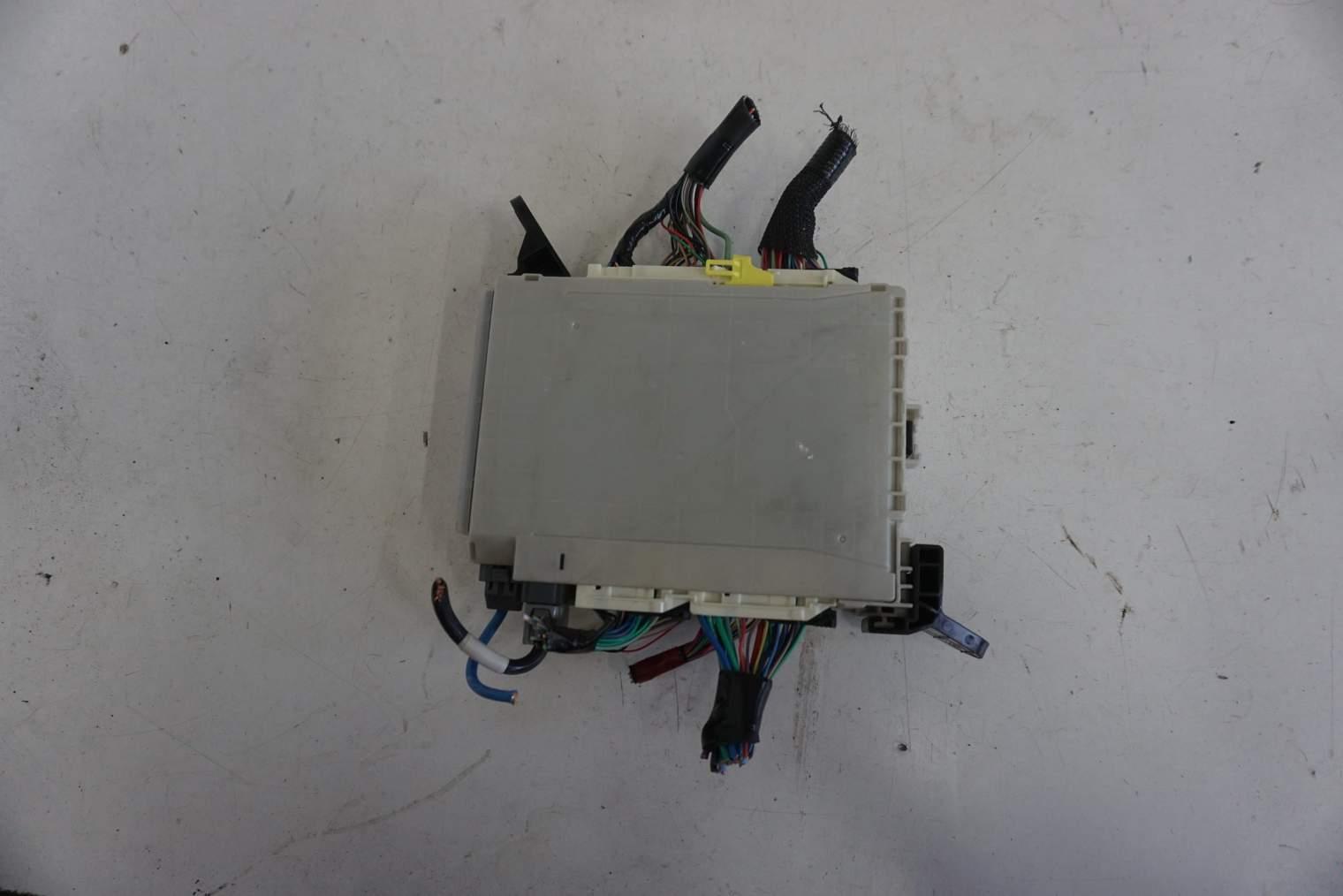LEXUS IS300H III MODUŁ 89221-53262 82730-53J30 - obrazek 2