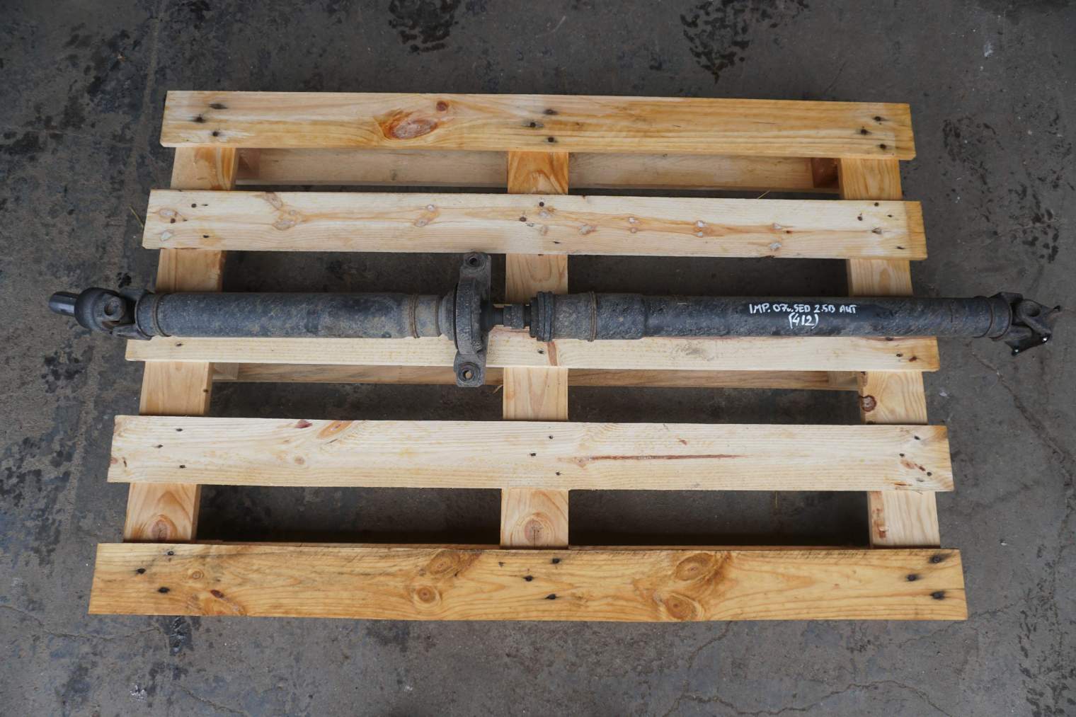 SUBARU IMPREZA GD SEDAN 2006R WAŁ NAPĘDOWY 27111FE150 AUTOMAT