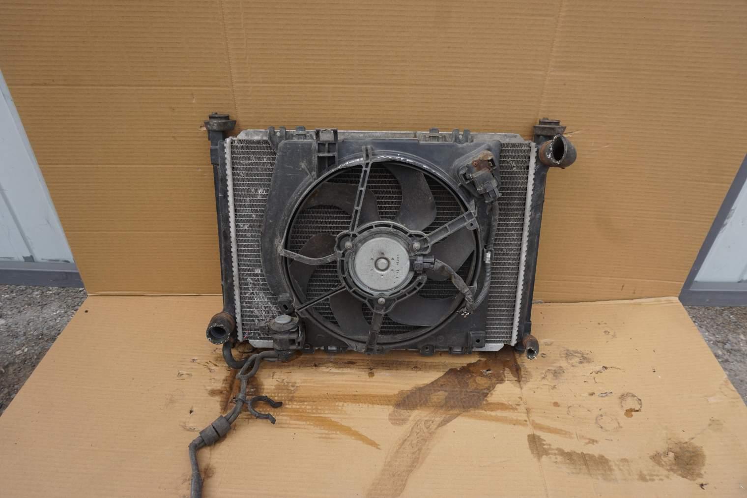 NISSAN NOTE E11 CHŁODNICA WENTYLATOR