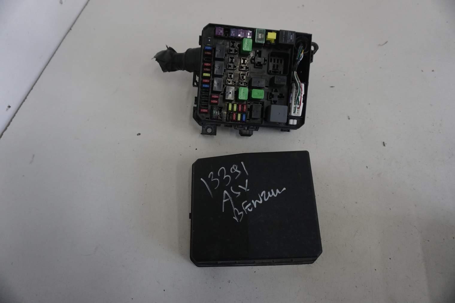 MITSUBIHI ASX I SKRZYNKA BEZPIECZNIKÓW 4A92 1.6B 2012R 8565A266