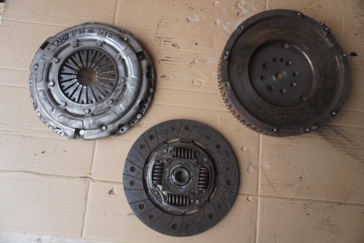 KIA SPORTAGE III SL IX35 KOŁO ZAMACHOWE 232002A800