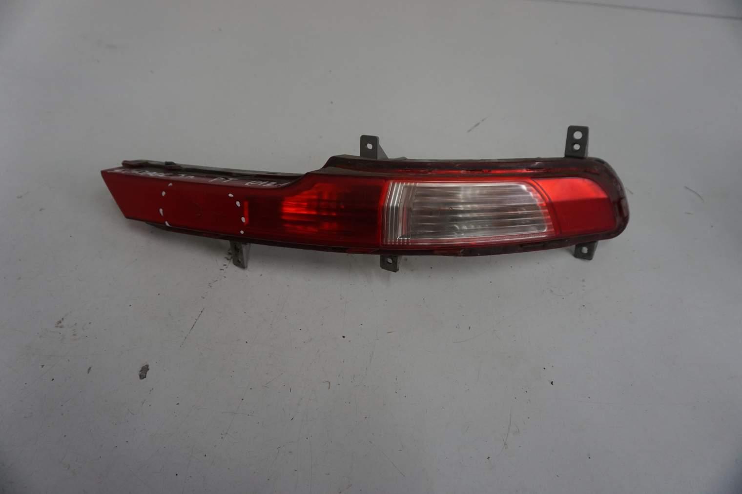 KIA SPORTAGE III LAMPA ZDERZAKA PRAWA