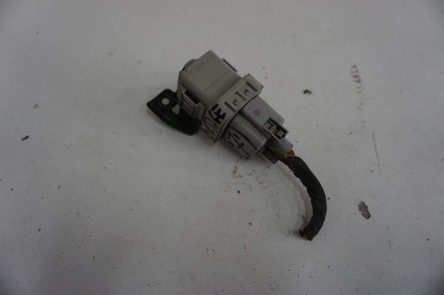 KIA SPORTAGE III PRZEKAŹNIK ŚWIEC ŻAROWYCH 36830-2F150