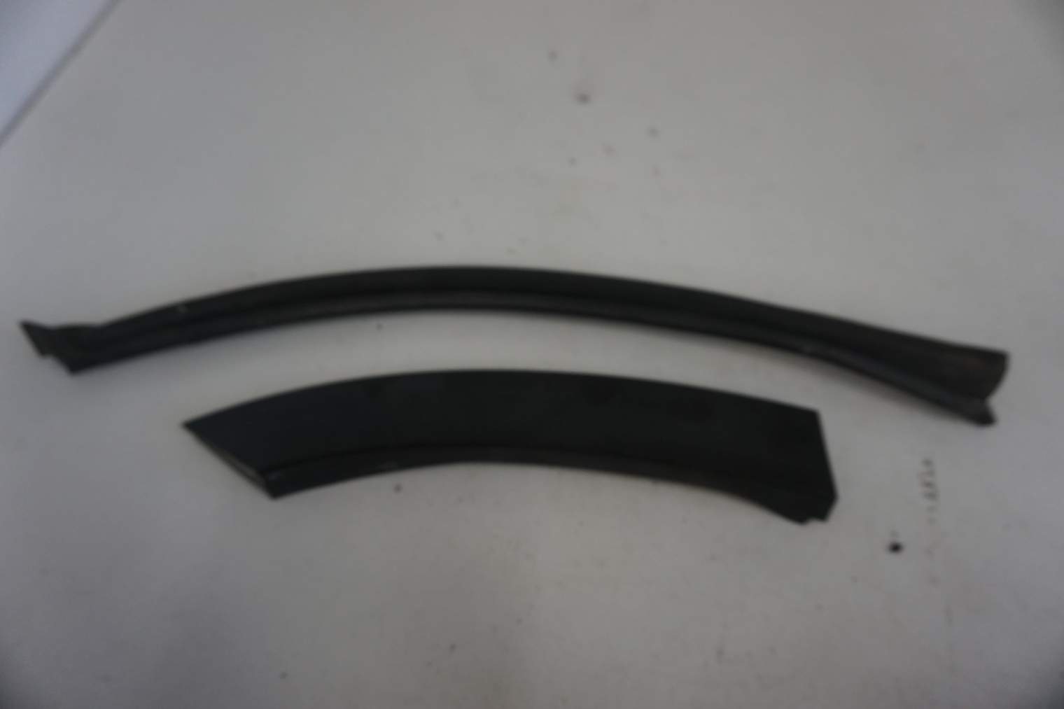 SUBARU FORESTER V SK LISTWA BŁOTNIKA 91112SJ340