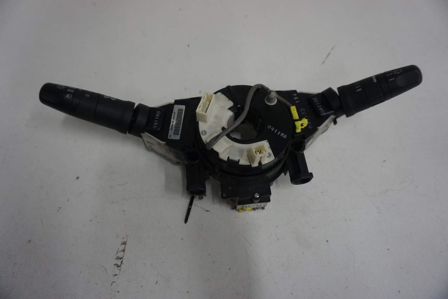 NISSAN NOTE E11 PRZEŁĄCZNIKI ŚWIATEŁ TAŚMA 25560BH00D