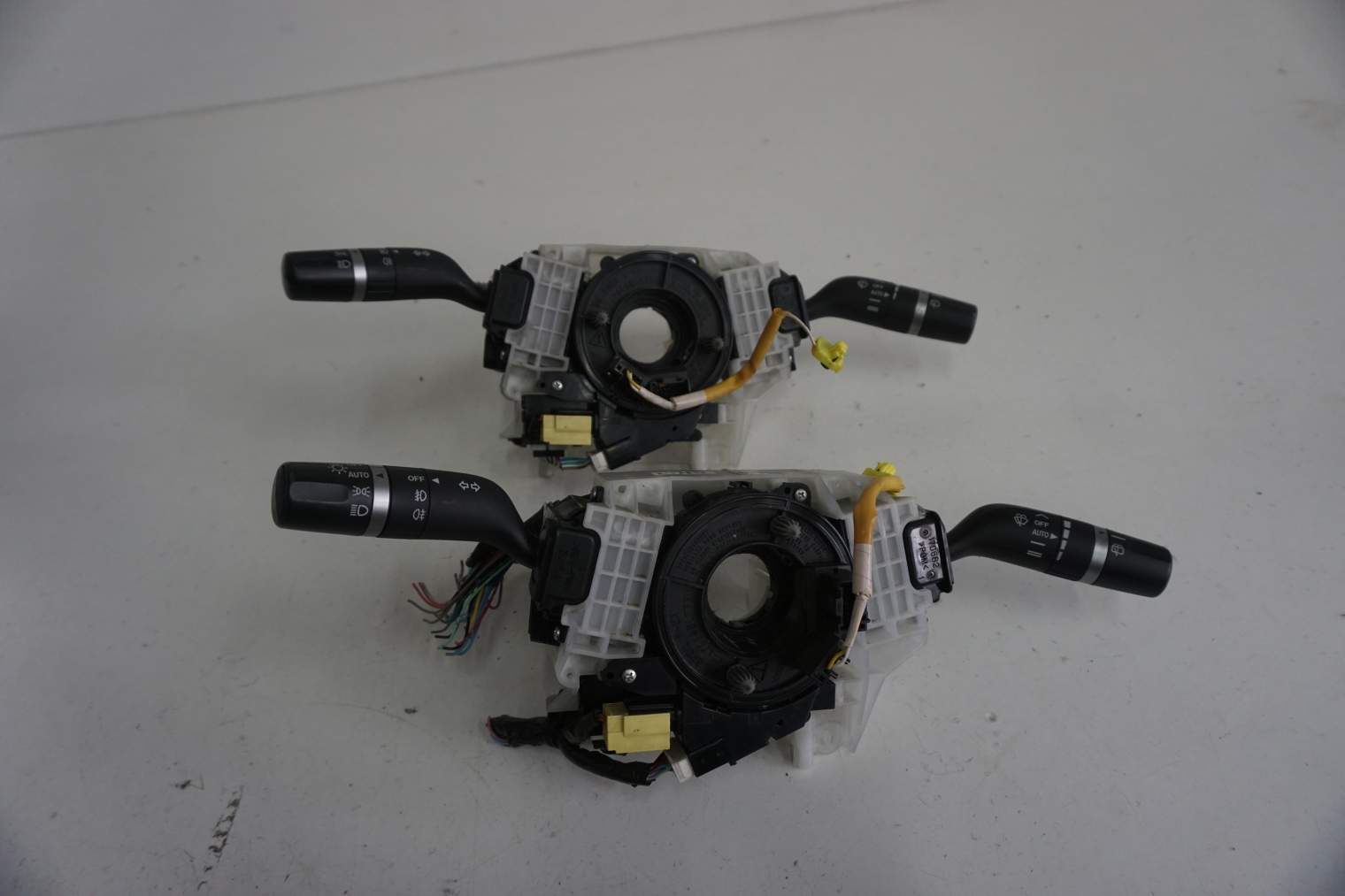 MAZDA 3 BL PRZEŁĄCZNIKI KIEROWNICY TAŚMA