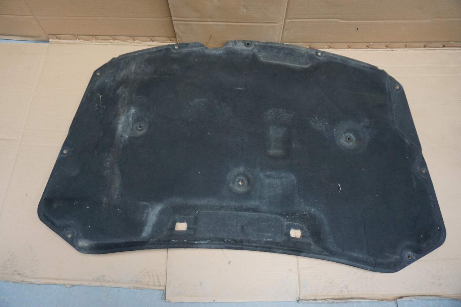 HONDA ACCORD VIII WYGŁUSZENIE MASKI