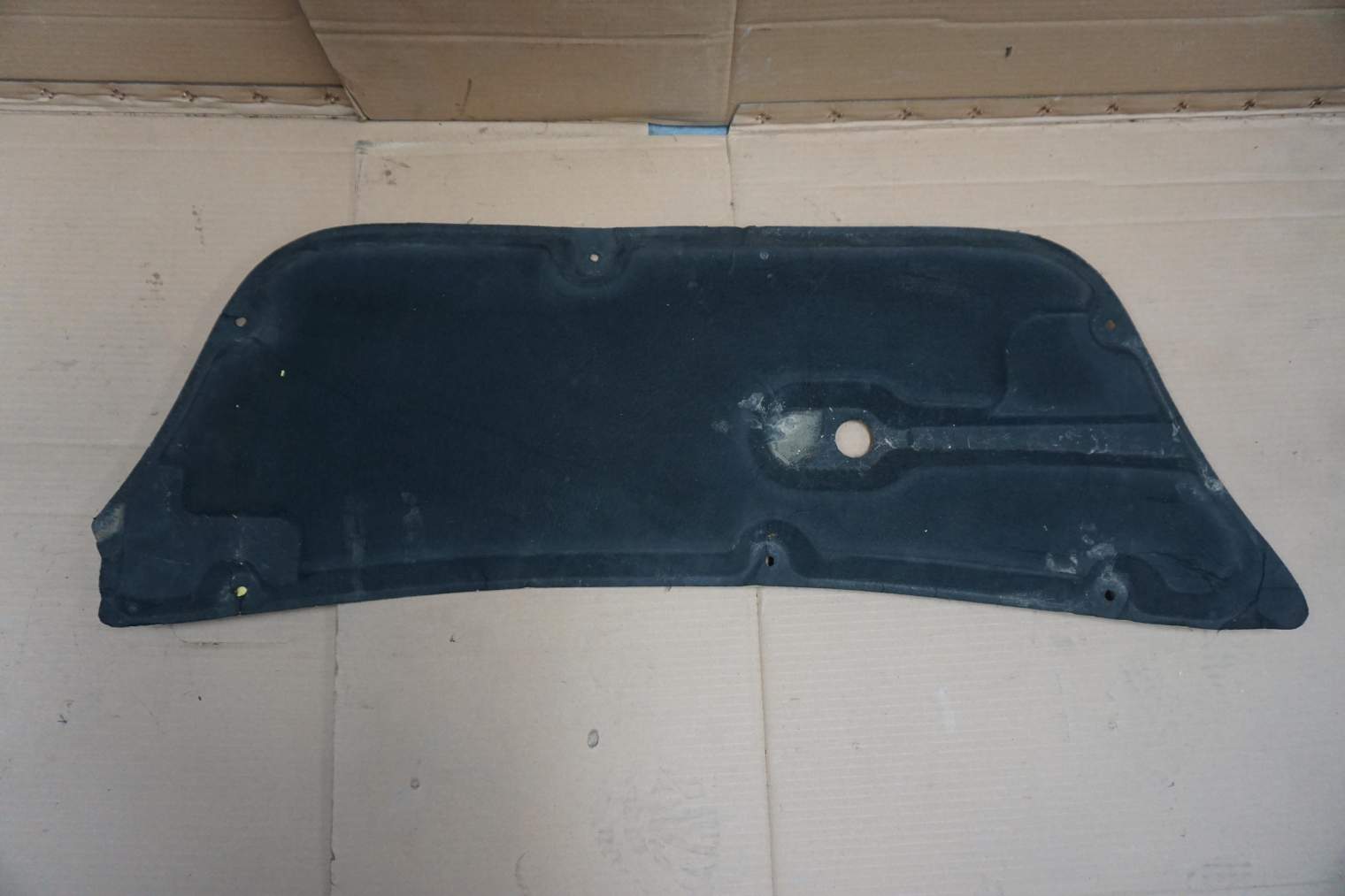 TOYOTA PRIUS II WYGŁUSZENIE MASKI