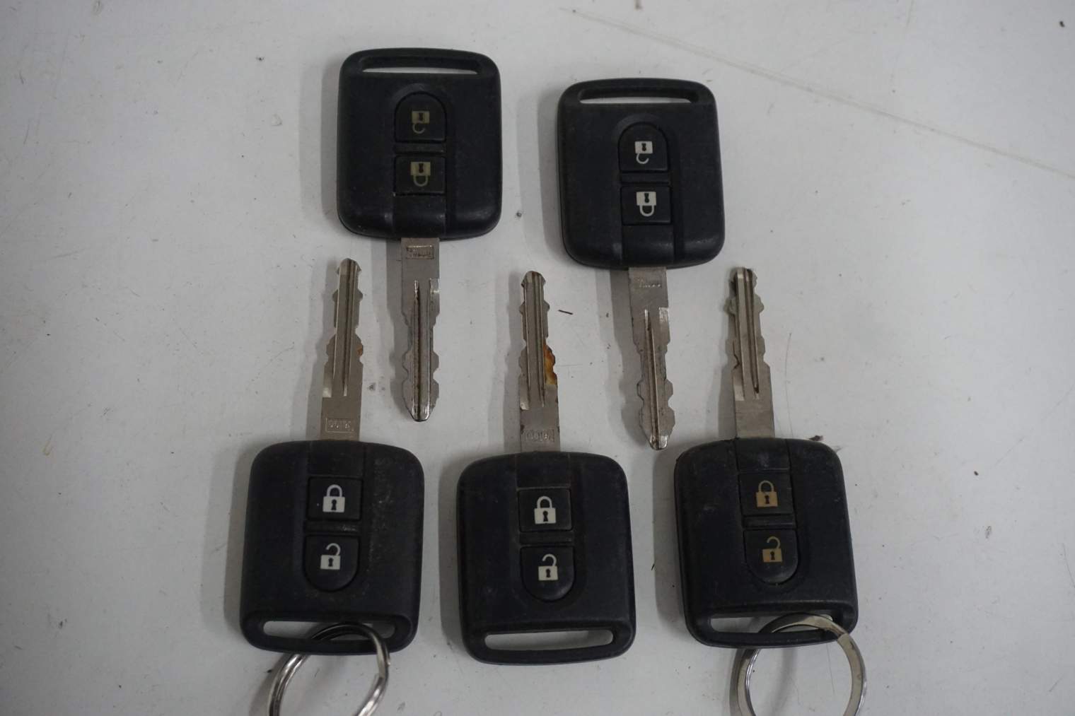 NISSAN KLUCZYK SIEMENS VDO 5WK4 876/818