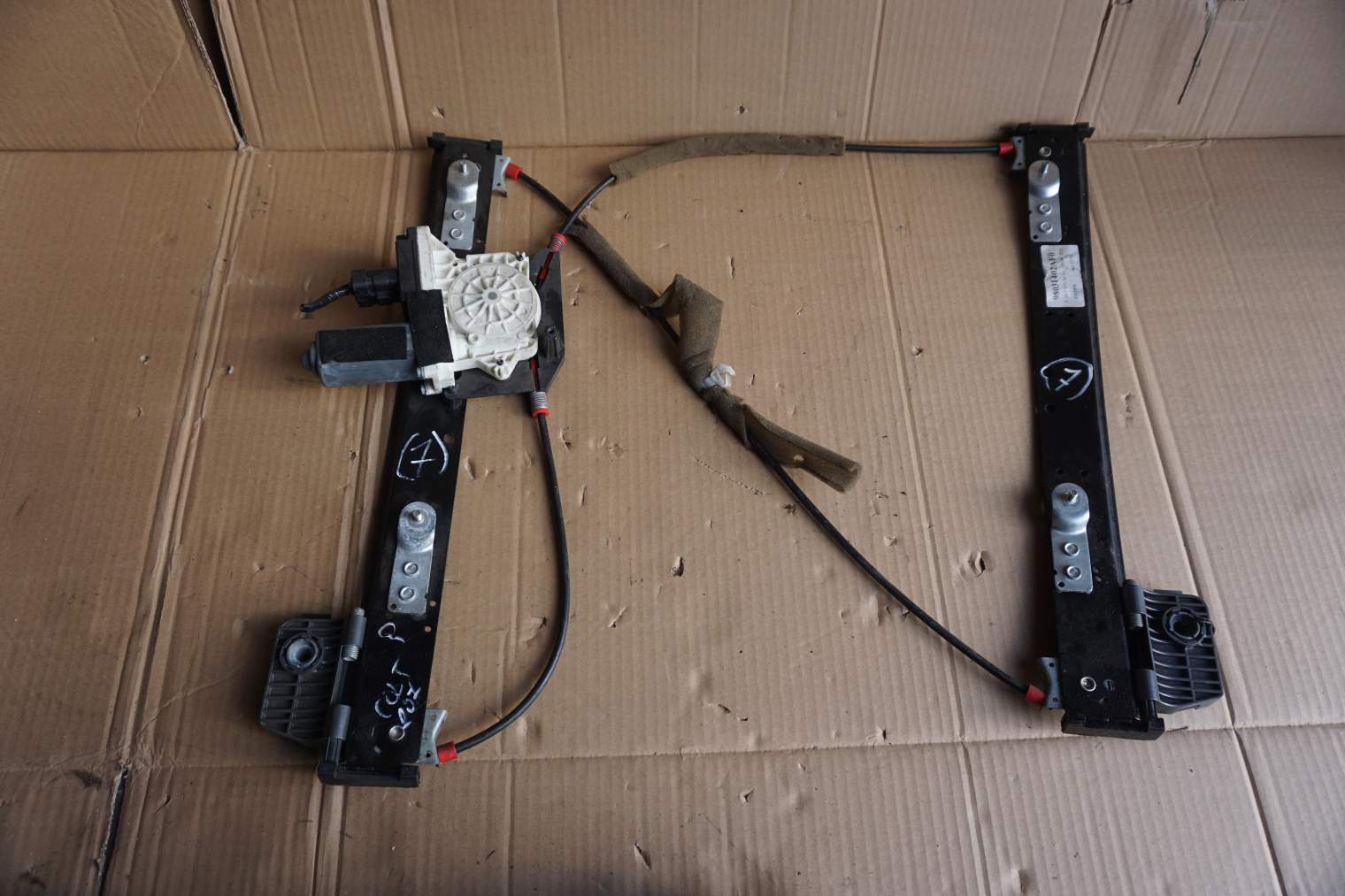 MITSUBISHI COLT VI KABRIO PODNOŚNIK SZYBY 98031402AF0 7