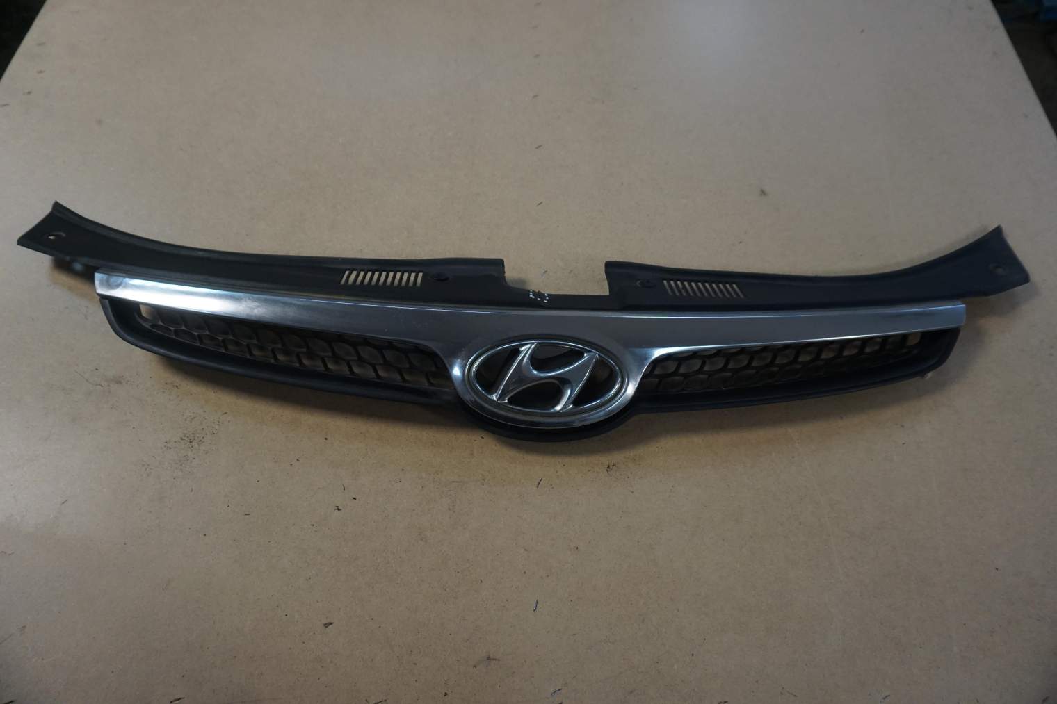 HYUNDAI I30 ATRAPA 86351-2R000