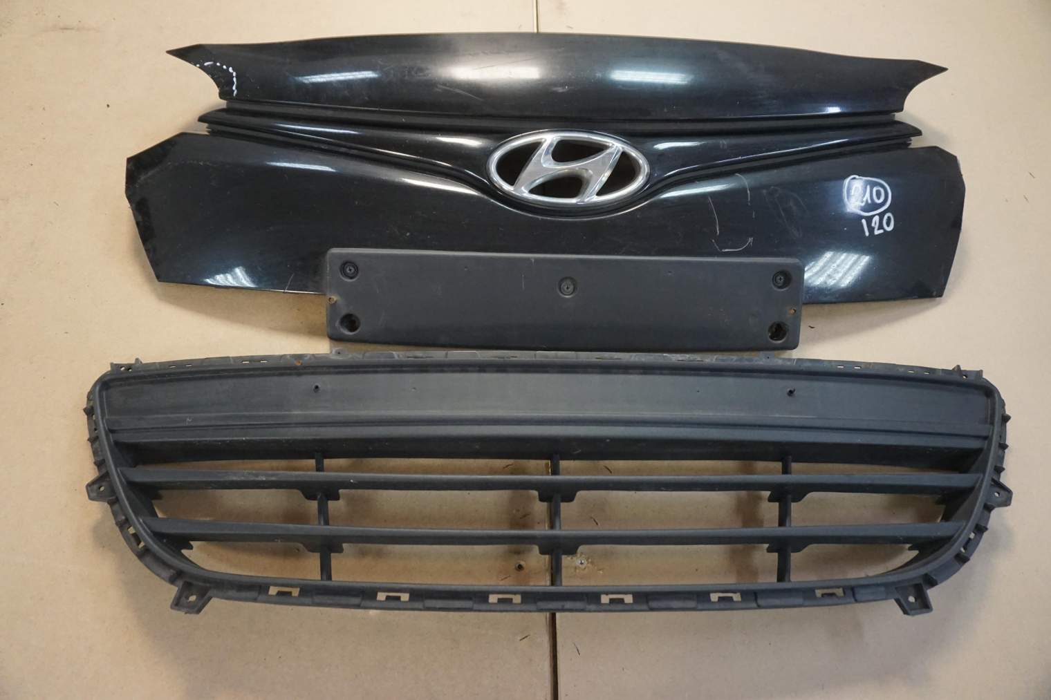 HYUNDAI I20 ATRAPA 86561-1J500 86366-1J500