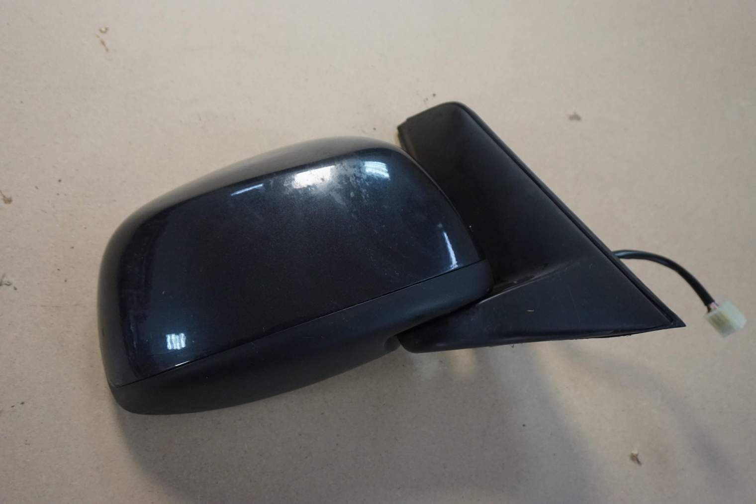 SUZUKI SX4 LUSTERKO PRAWE 84701-79J20 ZCE