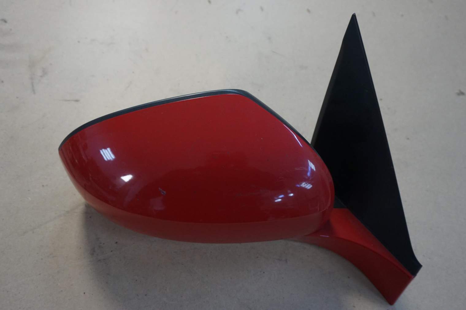 SUZUKI SWIFT MK7 LUSTERKO PRAWE 84701-68L11 ZCF