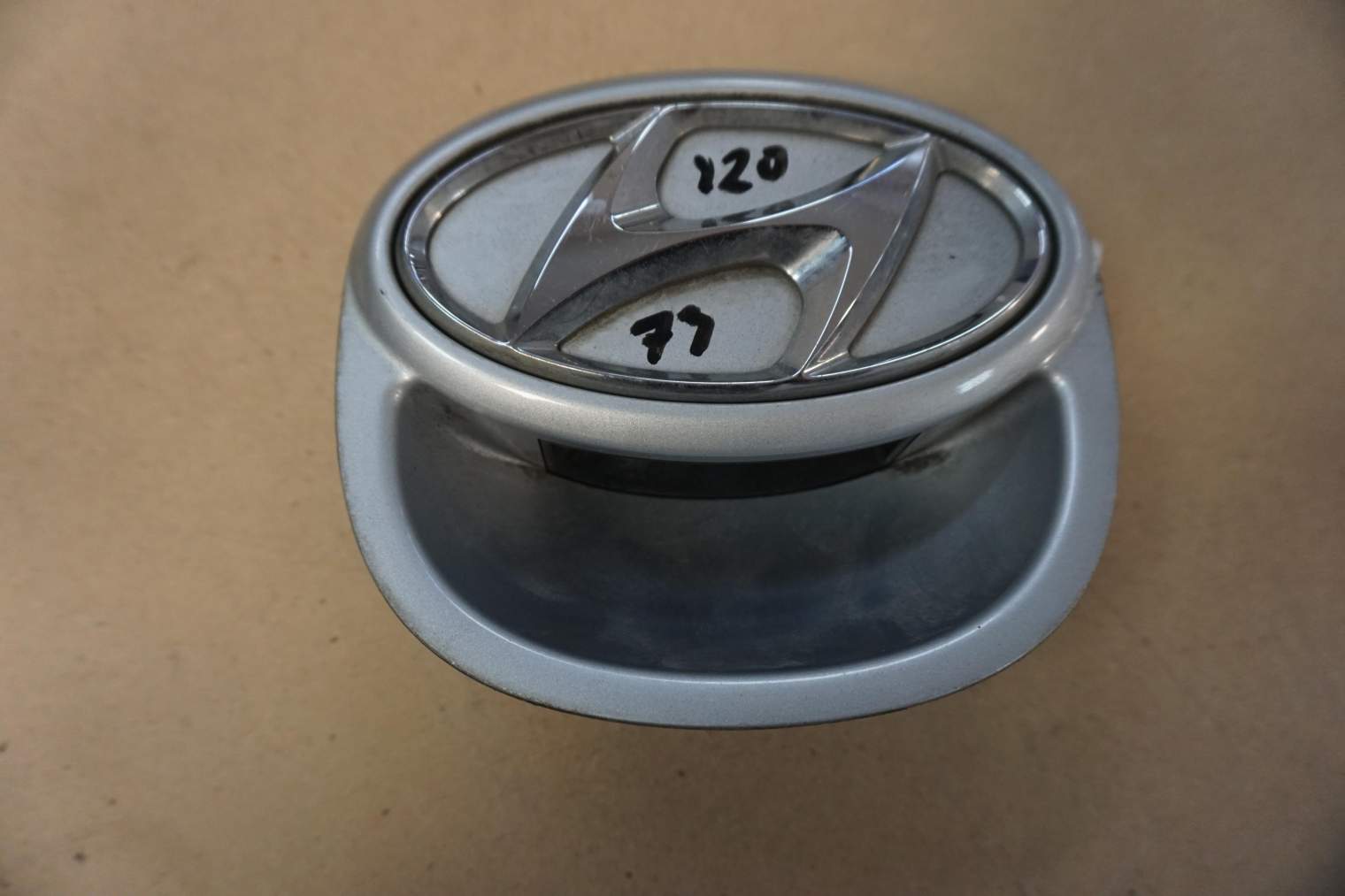 HYUNDAI I30 KLAMKA KLAPY BAGAŻNIKA 87370-2R000