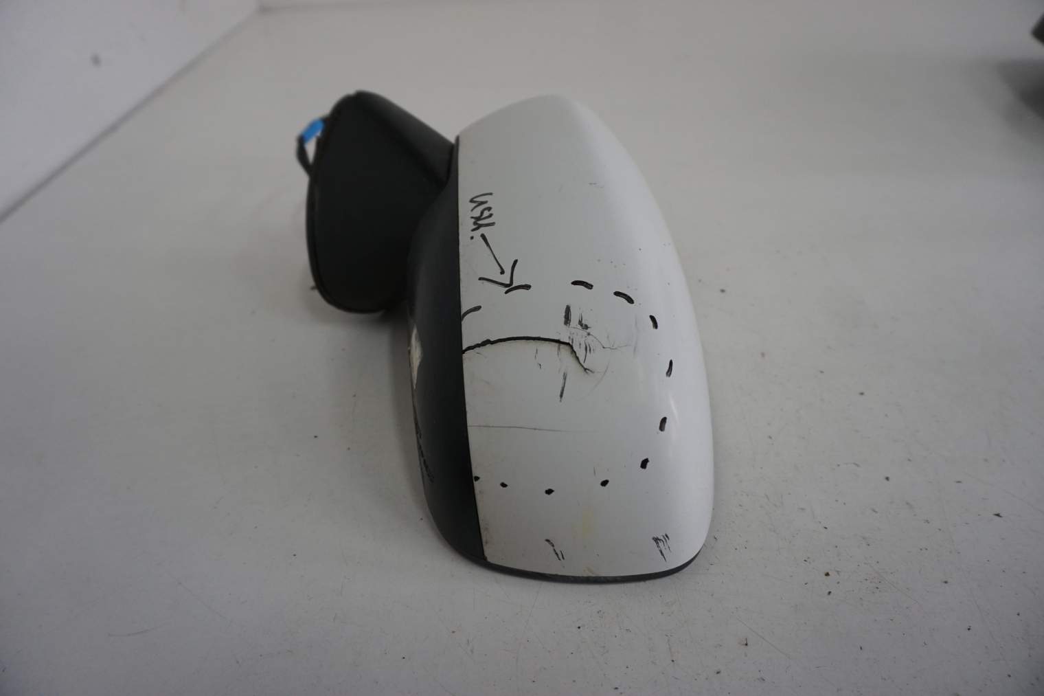 SUZUKI BALENO FE 2019r LUSTERKO LEWE 26U BIAŁE - obrazek 3