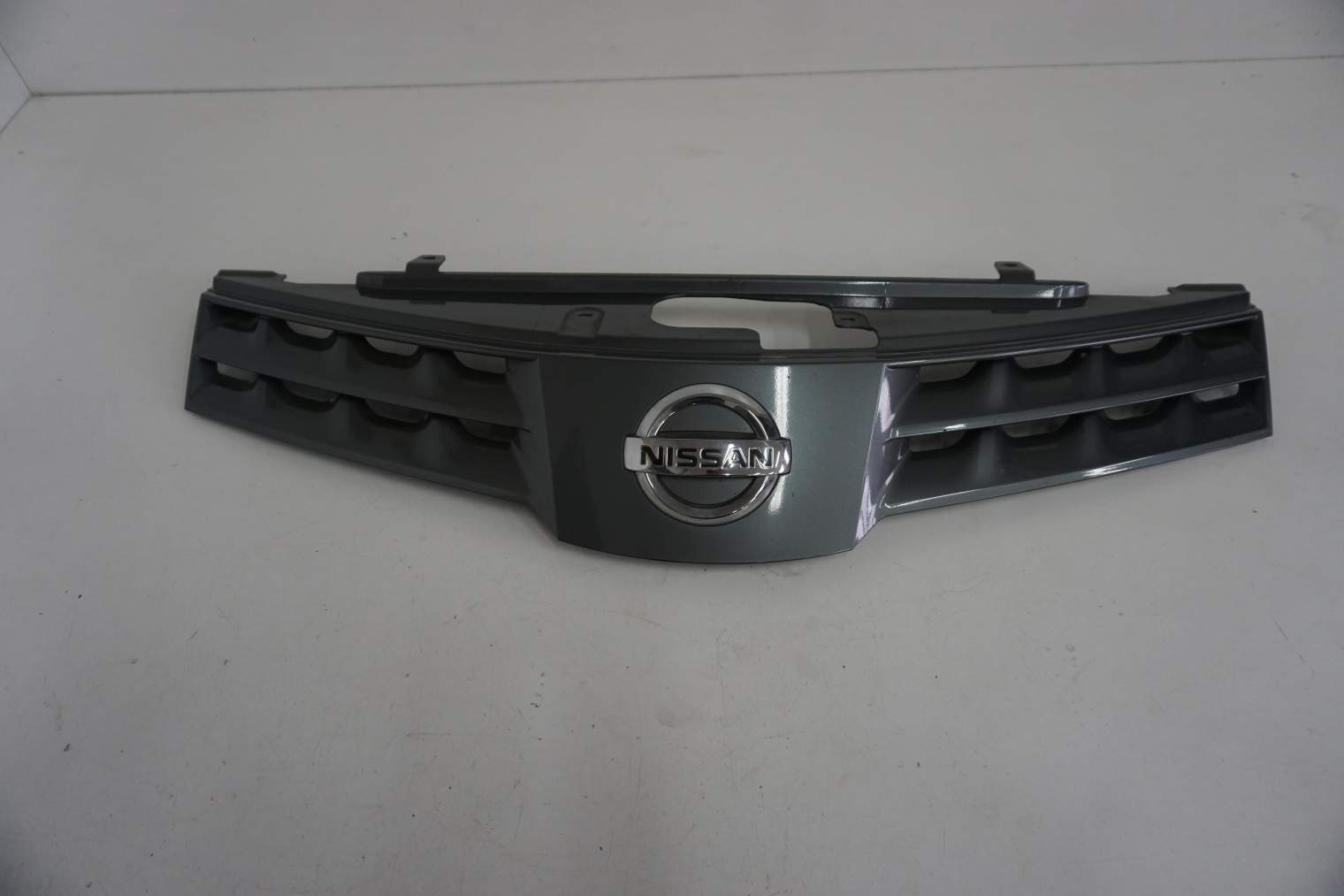 Nissan Note E11 Atrapa Grill 623109U000 623109U100 Nr.63