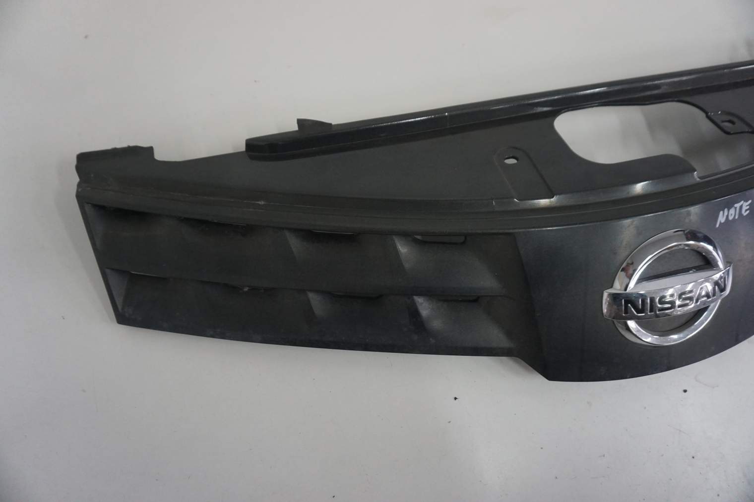 Nissan Note E11 Atrapa Grill 623109U000 623109U100 Nr.49 - obrazek 3