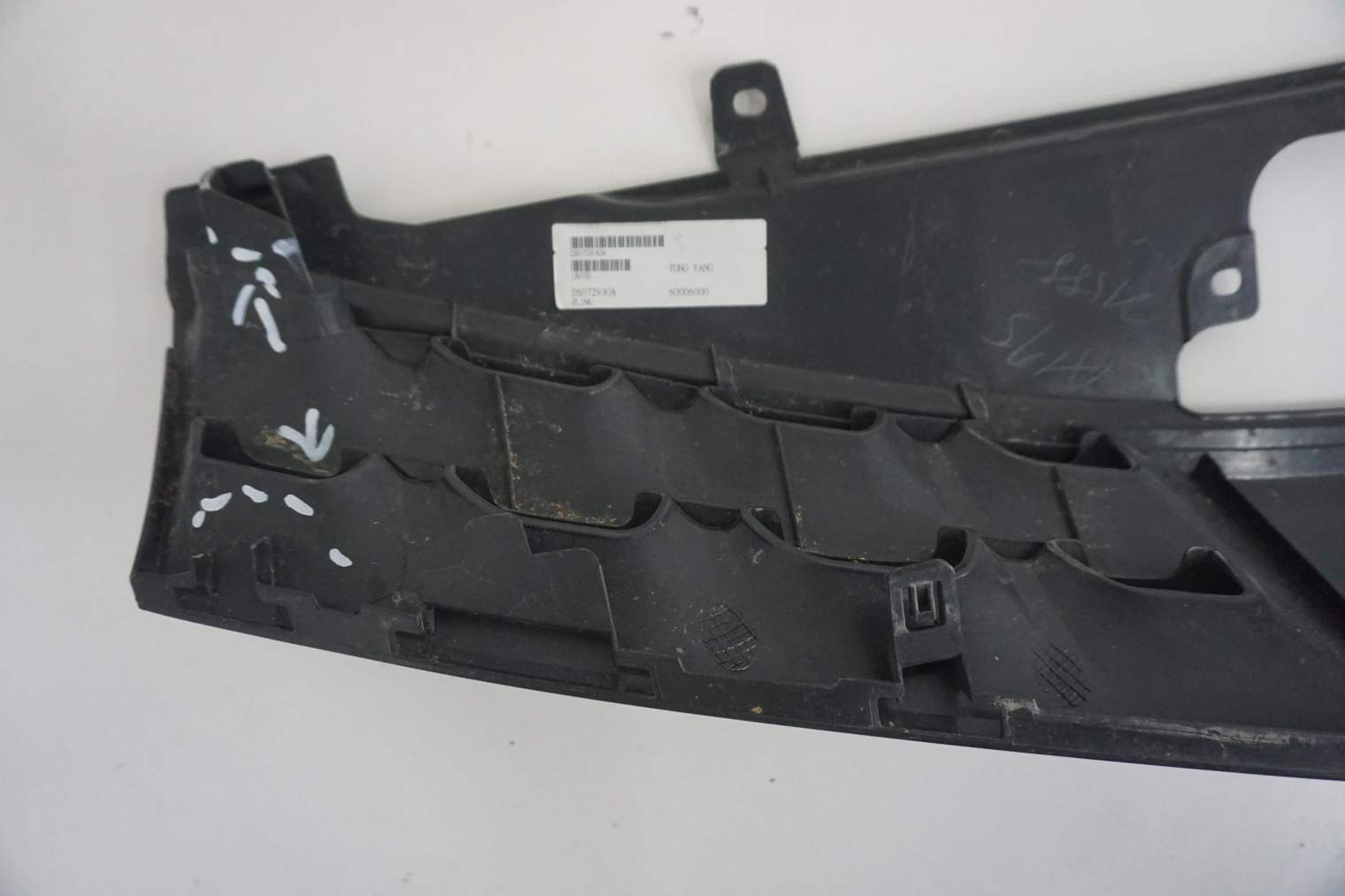 Nissan Note E11 Atrapa Grill 623109U000 623109U100 Nr.49 - obrazek 7