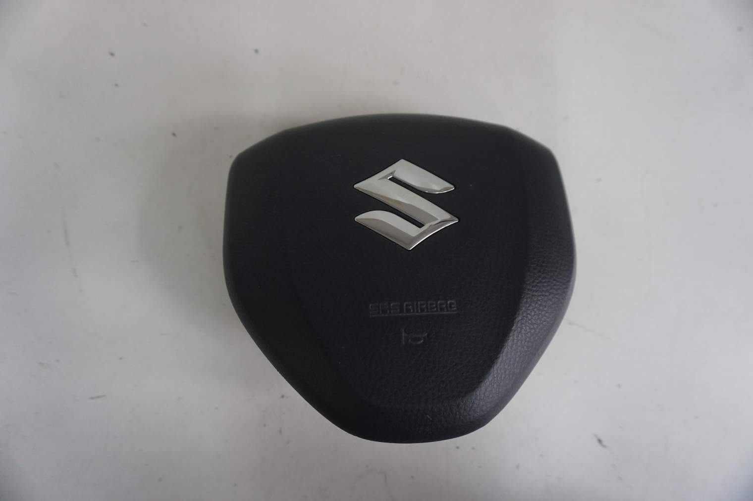 SUZUKI SWIFT MK7 IV PODUSZKA KIEROWNICY 48150-68L10