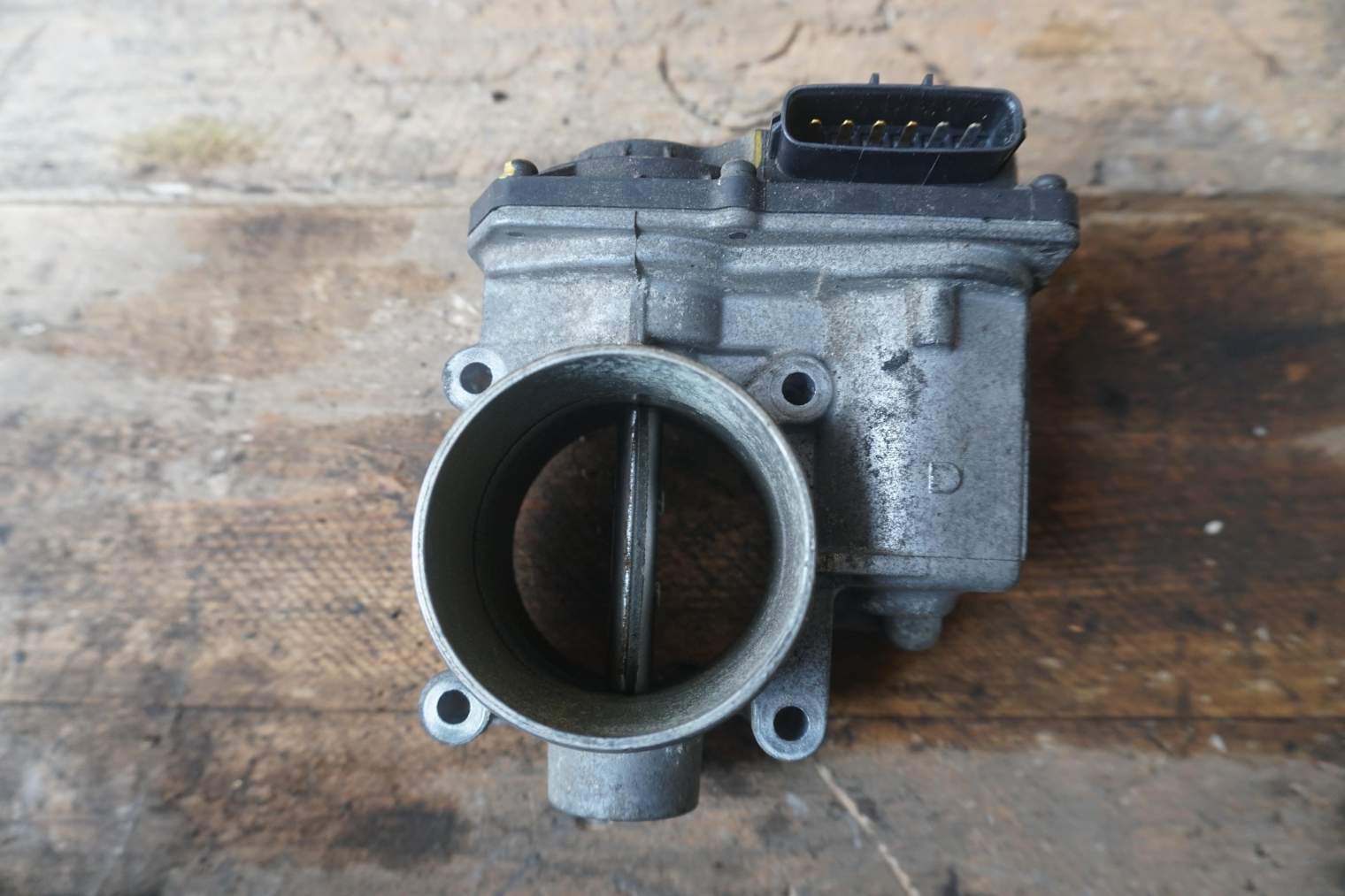 HONDA CIVIC IX UFO PRZEPUSTNICA 17900-R20-G0