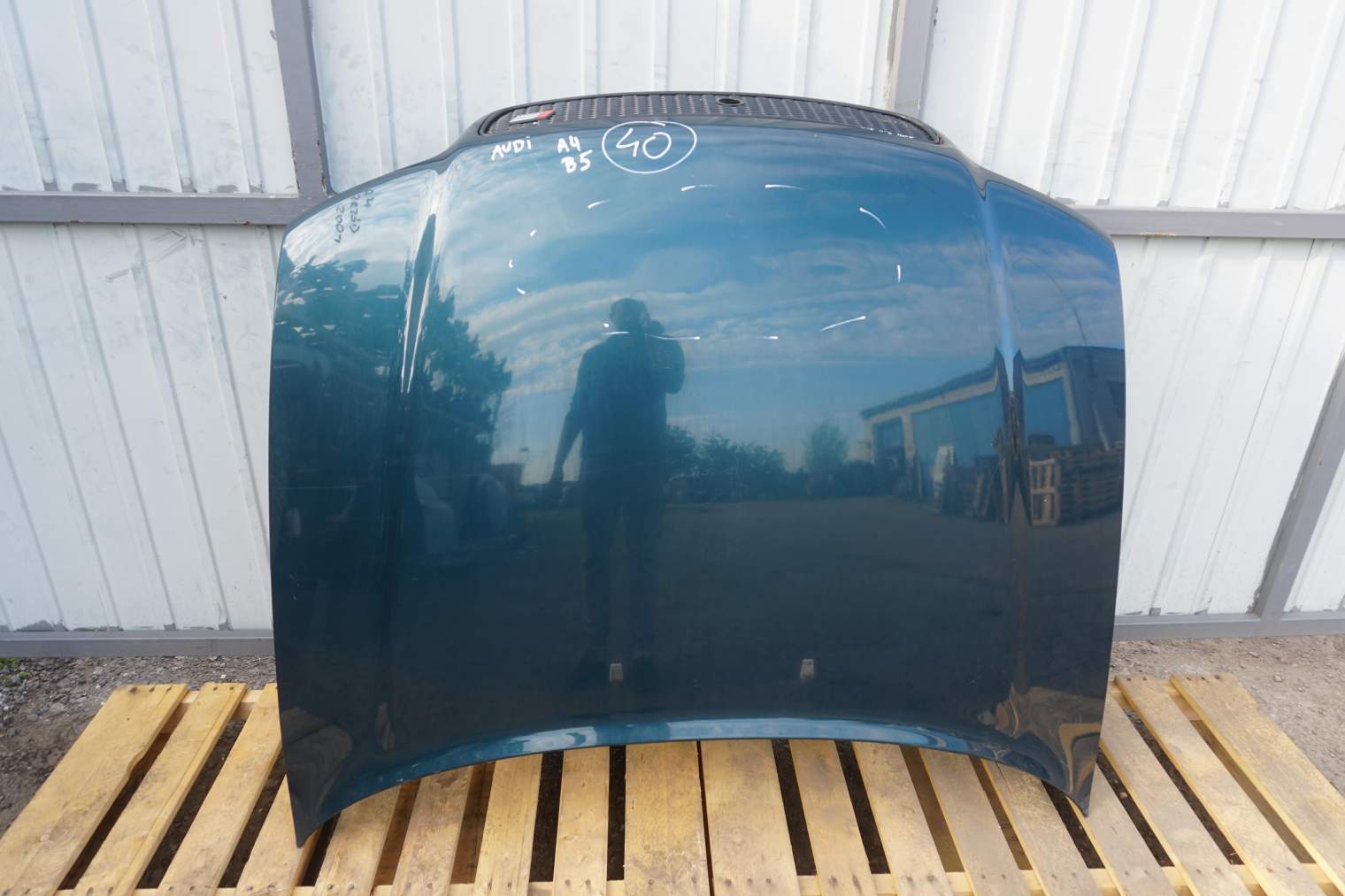 AUDI A4 B5 MASKA WYGLUSZENIE ATRAPA