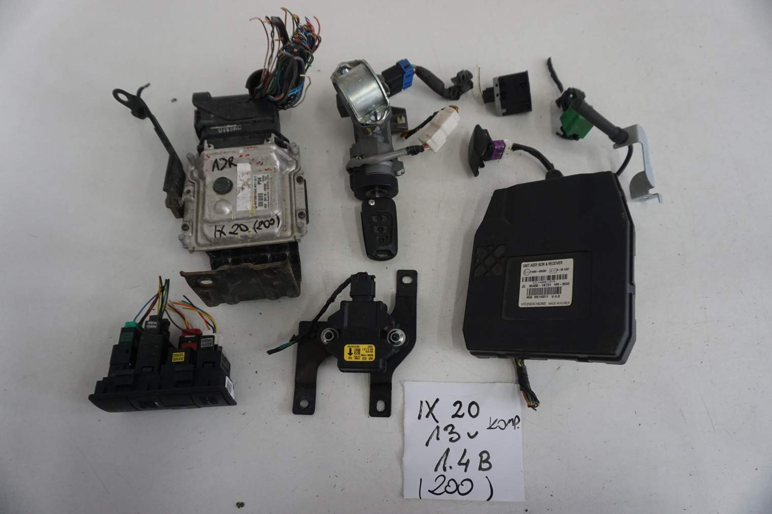 HYUNDAI iX20 STEROWNIK SILNIKA 39118-2B330