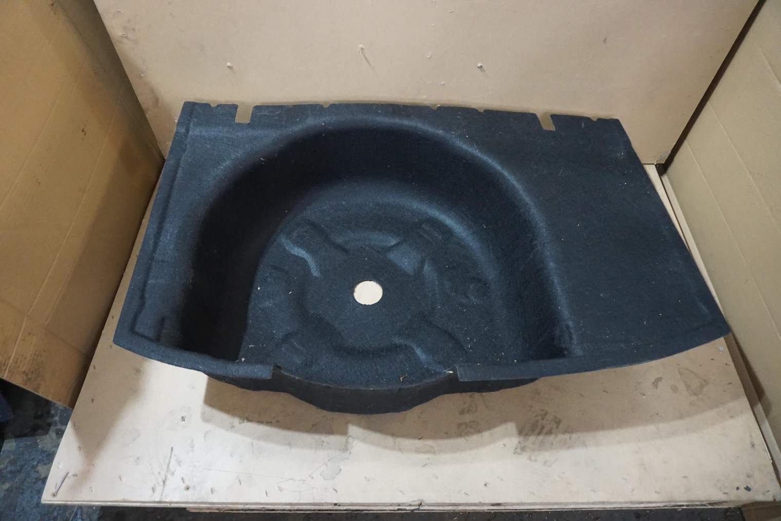 KIA VENGA WYKŁADZINA BAGAŻNIKA 85710-1P000